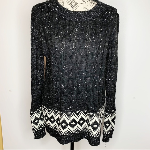 Jon & Anna Crewneck Sweater White / Black XL NWT - Picture 2 of 16
